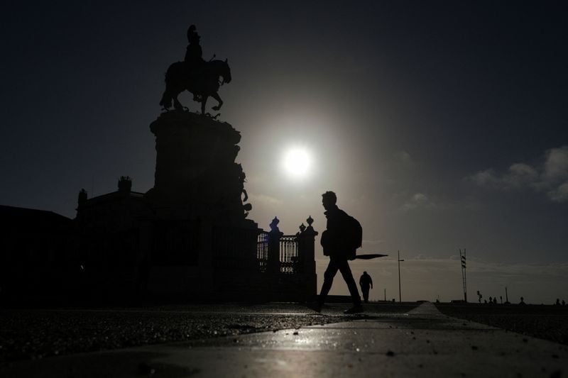 Image for Portugal tightens naturalisation rules, doubles residency requirement