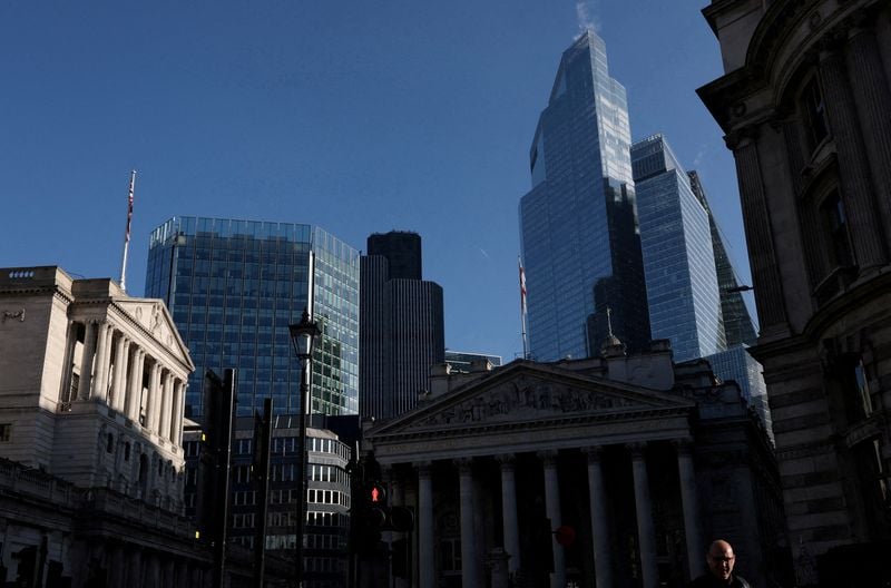 Image for Morning Bid: Spotlight on knife-edge BoE decision