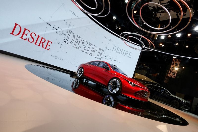 Image for India to slash tariffs on high-end EU cars to 30% in boost for luxury carmakers