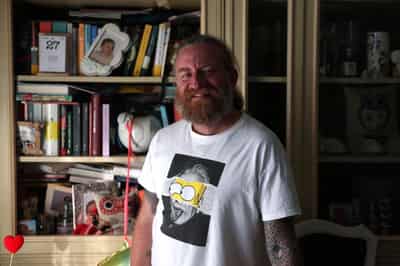 Image for Italy votes down equal parental leave while fathers redefine their role online