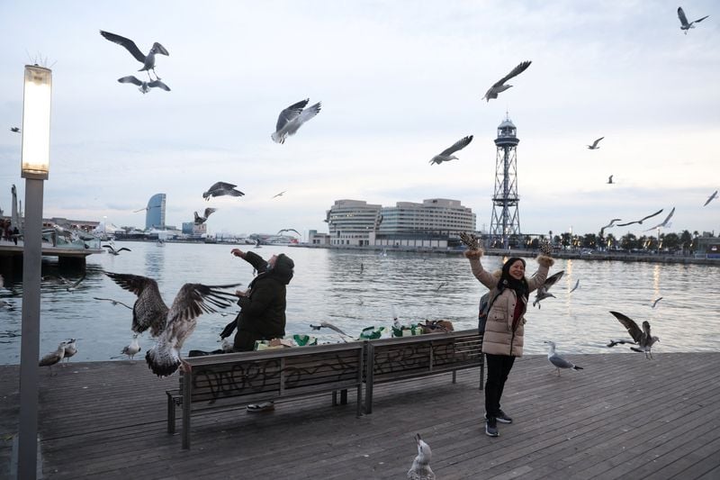 Image for Spain expects tourist arrivals to keep growing in 2026