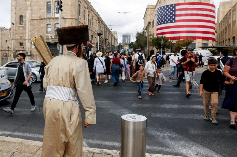 Image for Trump declares end of Gaza war as last Israeli hostages swapped for Palestinian detainees