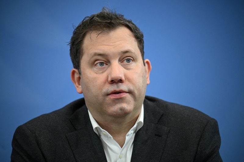 Image for Germany and France 'will not be blackmailed' with US tariff threat, finance ministers say