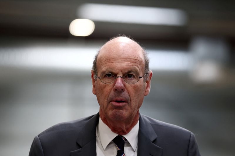 Image for France says talks with China failed to solve Cognac dispute