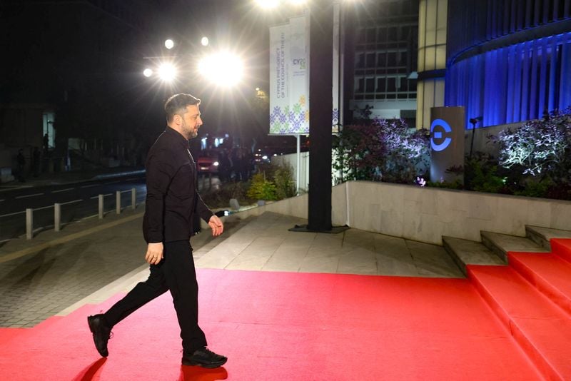 Image for Zelenskiy has not decided yet on Davos visit, official says