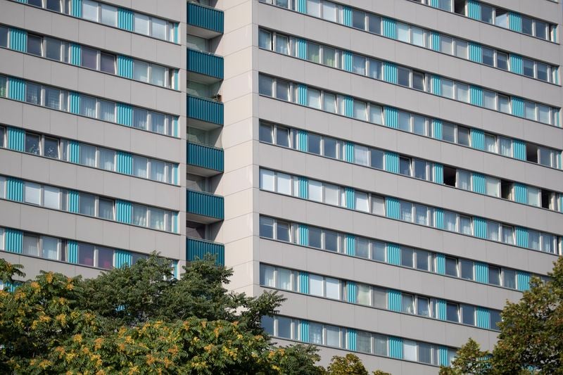 Image for German home prices rise for second consecutive quarter after deep slump