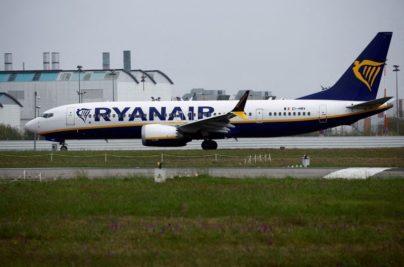 Image for Ryanair extends suspension of flights to Tel Aviv until end of July