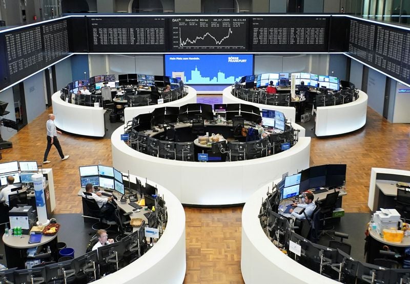 Image for European second-quarter corporate profit outlook dips