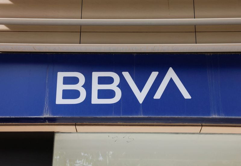 Image for Spanish bank BBVA tells wealthy clients to invest in bitcoin