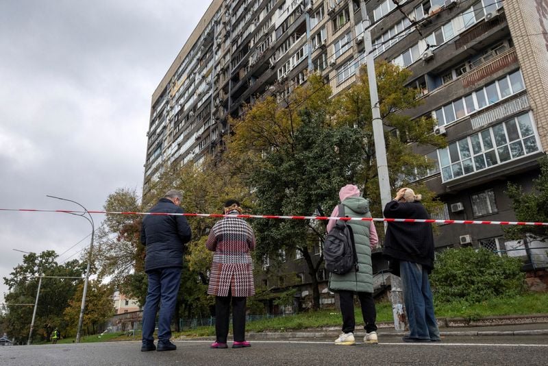 Image for Power being restored after Russian attack plunges thousands in Kyiv into darkness