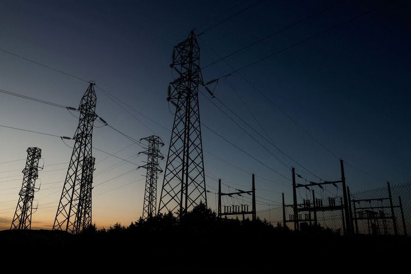 Image for Portugal says power outage shows need for EU to help fund grid modernisation