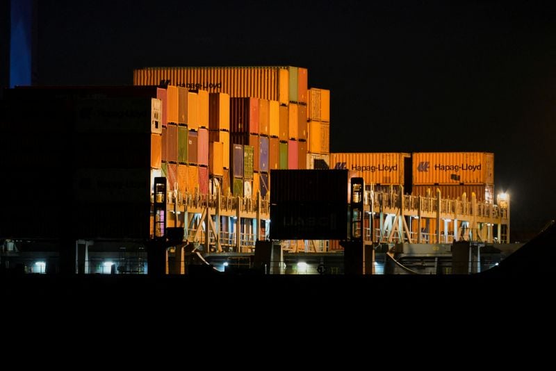 Image for EU awaits Trump letter as markets digest latest tariff salvo