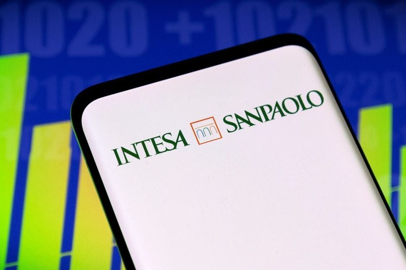Image for Intesa's asset management business not under pressure to bulk up, exec says