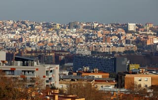 Image for Spain's 100% non-EU property tax stalls in congress