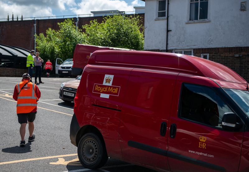 Image for Royal Mail operator IDS warns of margin pressures persisting into 2026 as costs rise
