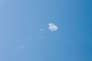 Image for Russia suspends flights to Iran and Israel