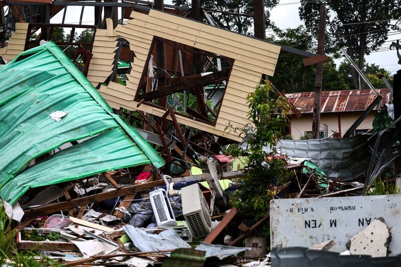 Image for Cambodia and Thailand begin talks in Malaysia amid fragile ceasefire