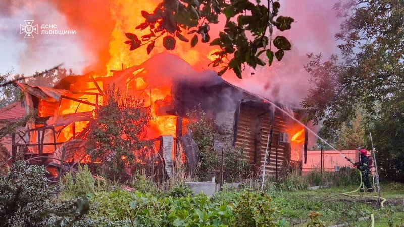 Image for Tens of thousands of European troops needed for Ukraine, union warns