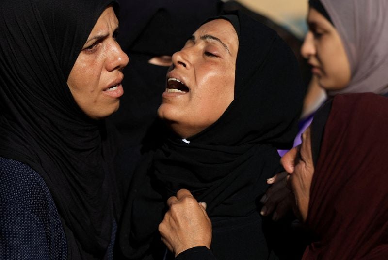 Image for Israeli attacks kill 140 in Gaza in 24 hours, medics say, as focus shifts to Iran
