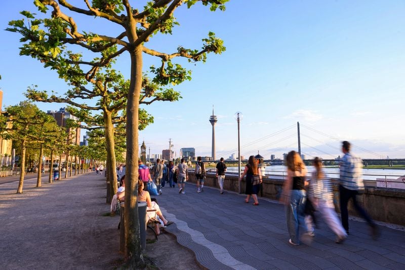 Image for Germany granted citizenship to a record number of people in 2024, led by Syrians