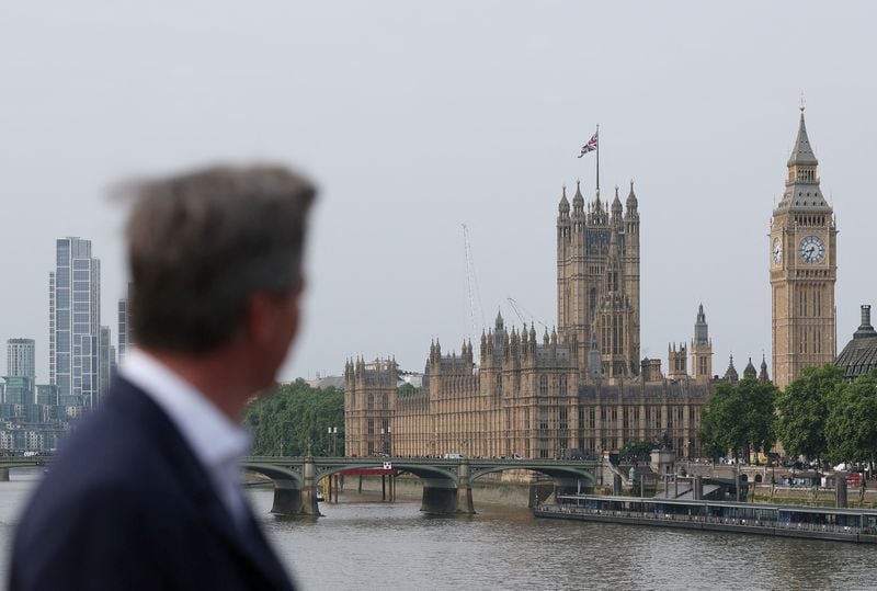 Image for UK probes 34 porn sites under new age-check rules