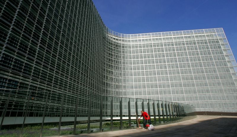 Image for Exclusive-Big Tech spared strict rules in EU digital regulations overhaul, sources say