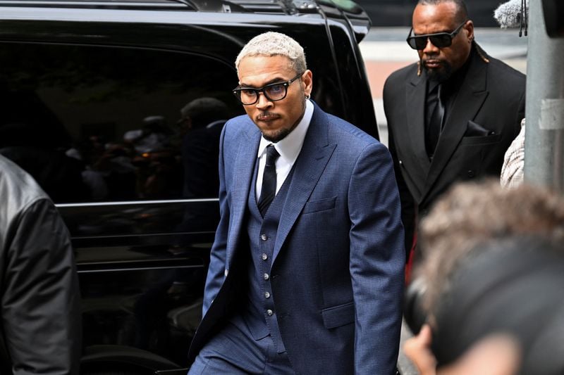 Image for US singer Chris Brown pleads not guilty to assault charge in UK court