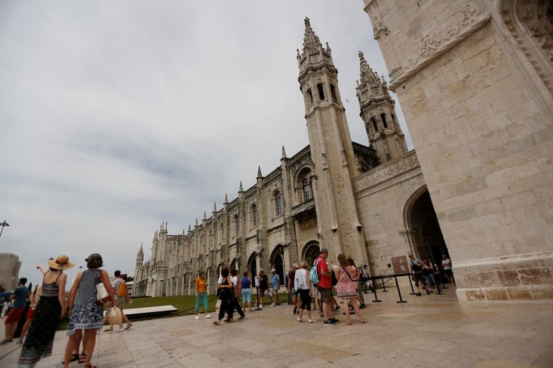 Image for Fitch lifts Portugal to 'A' on fiscal strength, external deleveraging