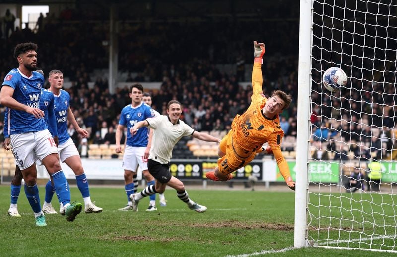 Image for Soccer-Port Vale cause FA Cup shock to reach quarter-finals