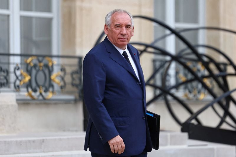 Image for French government risks collapse with budget confidence vote in September