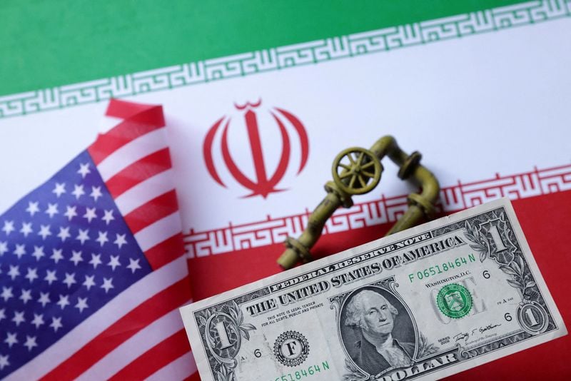 Image for Dollar poised for second weekly gain with no end in sight for Iran war