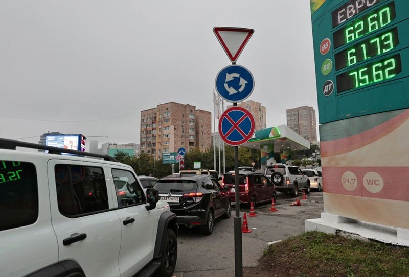 Image for Russia may extend gasoline exports ban for producers through October, RIA reports