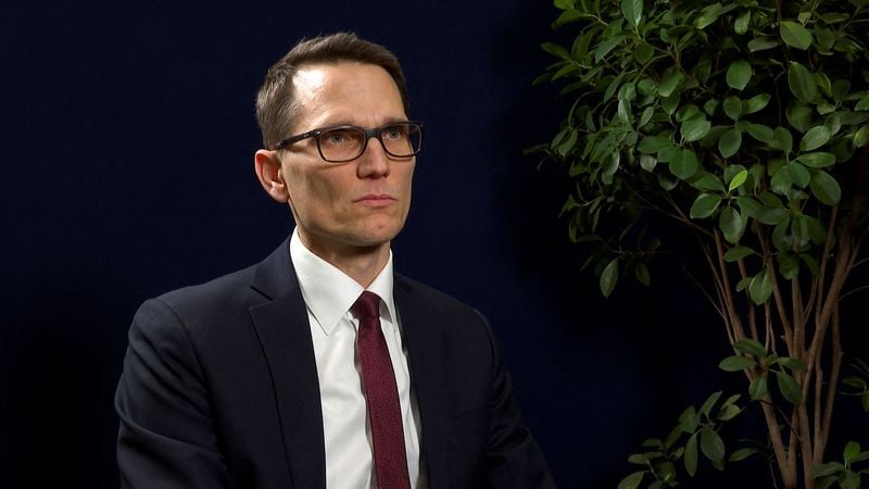 Image for Swiss inflation could go negative, SNB focused on medium term, Schlegel says