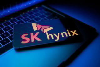 Image for SK Hynix: to buy EUV scanners for $8 billion from ASML Korea
