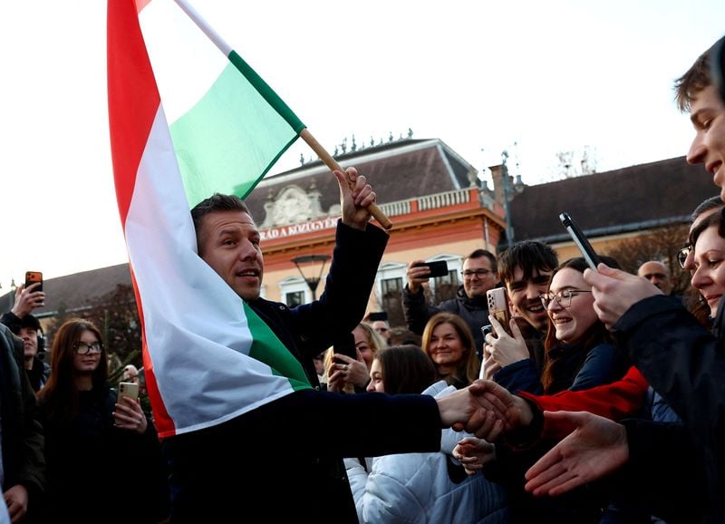 Image for Hungary's opposition leads in polls, far-right party gains support