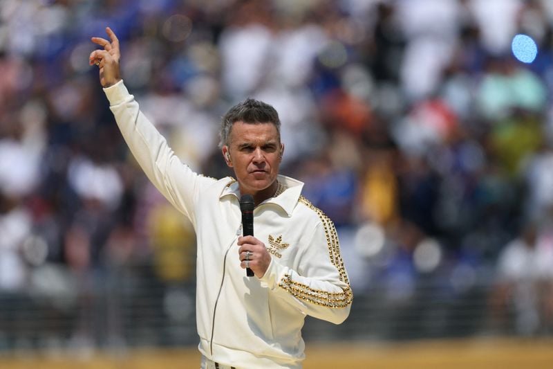 Image for Robbie Williams' tour truck drivers shaken down for bribes in Bulgaria