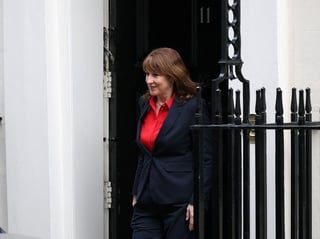 Image for UK's Reeves to pledge 1 billion pounds for quantum procurement