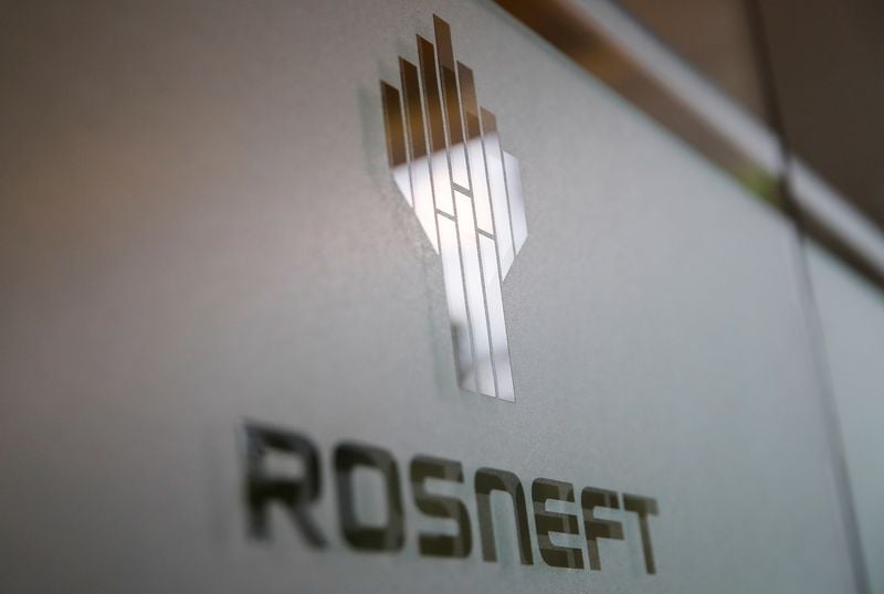 Image for Britain issues sanctions exemption for Rosneft's German subsidiaries