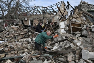 Image for Russia hands Ukraine 1,000 war dead, RBC says