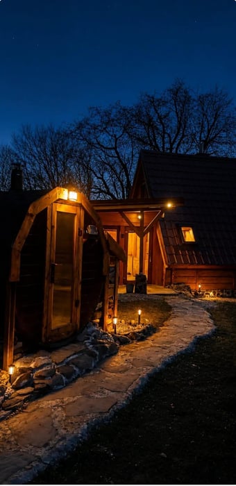 Lesný retreat so saunou a jazierkom