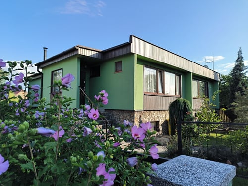 house.jpg