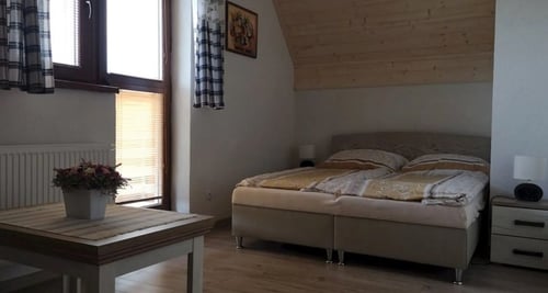 spálňa č. 1.jpg