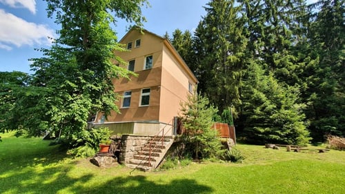 image_0.jpg