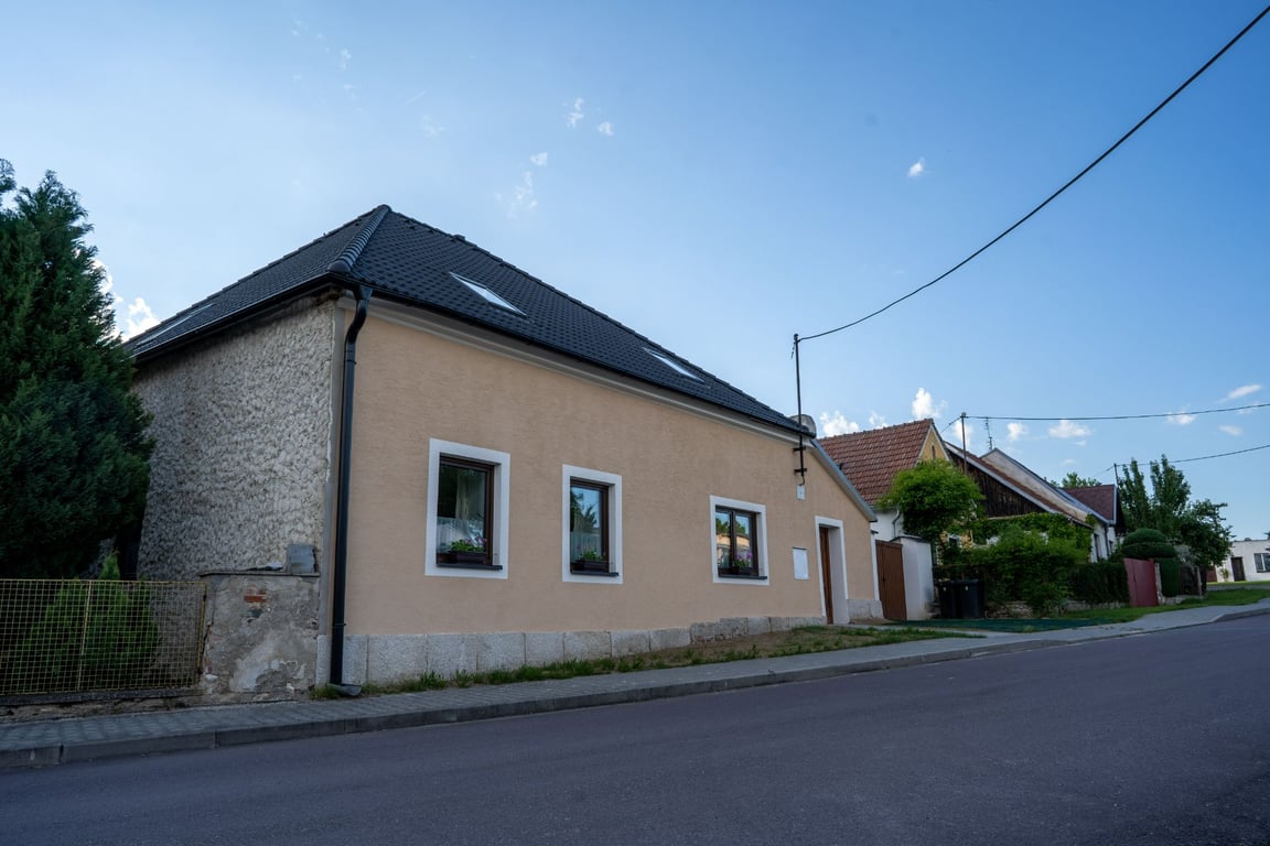 A7308698-HDR.jpg