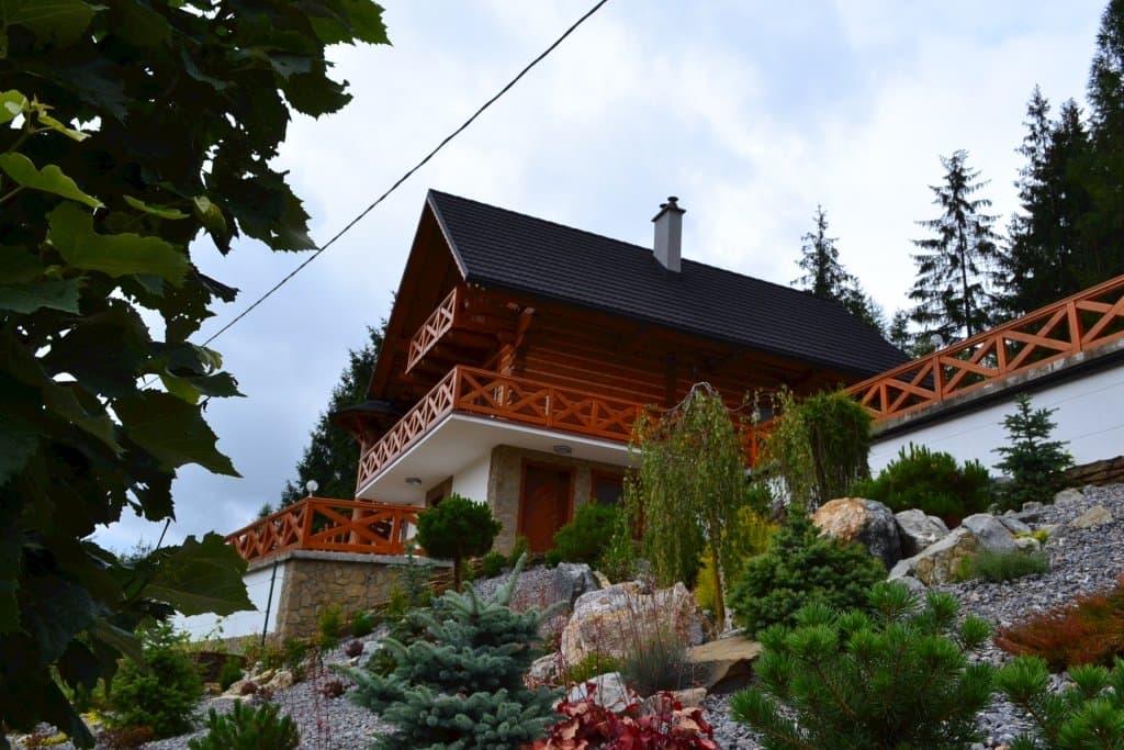 image_0.jpg