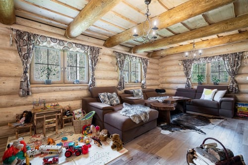 Luxusný Zrub Ďurík, Detský kútik v obývačke.jpg