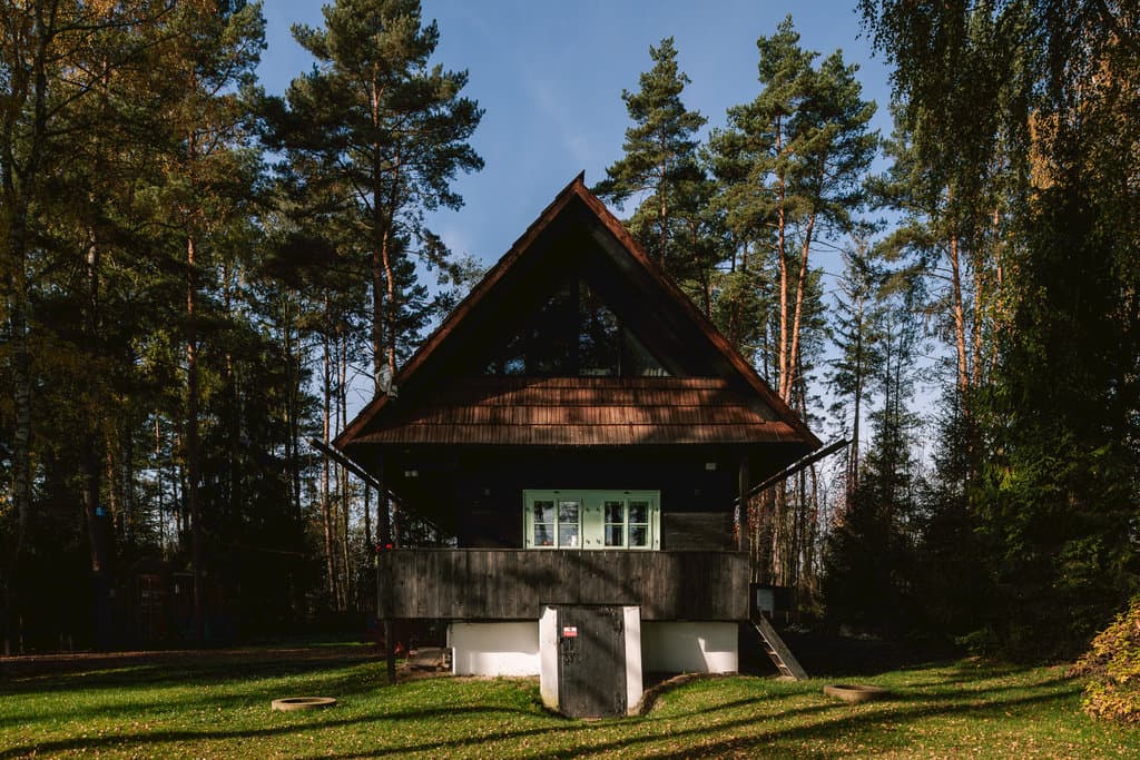 image_0.jpg