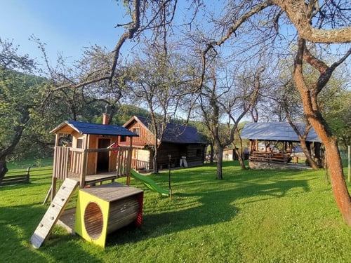 Chata Včelín, 280899692_736720391013405_4345243183481312916_n.jpg