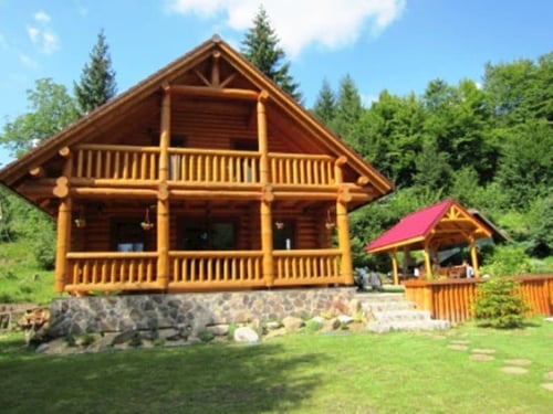image_0.jpg