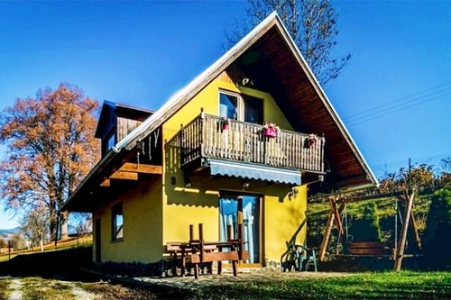 chatyliptov-trnovec-2-spalne-exterier-01.jpg